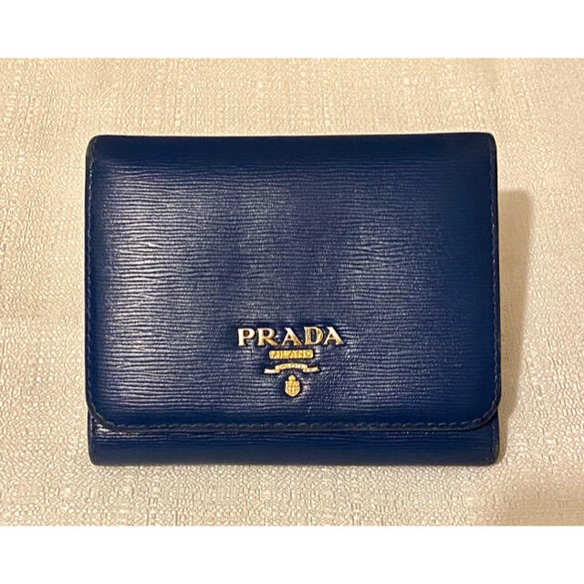 PRADA    プラダ　三つ折りレザー財布　ネイビー