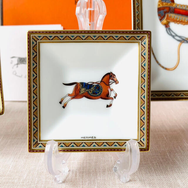 エルメス HERMES シュヴァルドリアン プチカレ プレート 正規品 エルメス HERMES シュヴァルドリアン プチカレ プレート 正規品