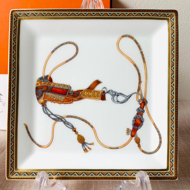 エルメス HERMES シュヴァルドリアン プチカレ プレート 正規品 エルメス HERMES シュヴァルドリアン プチカレ プレート 正規品