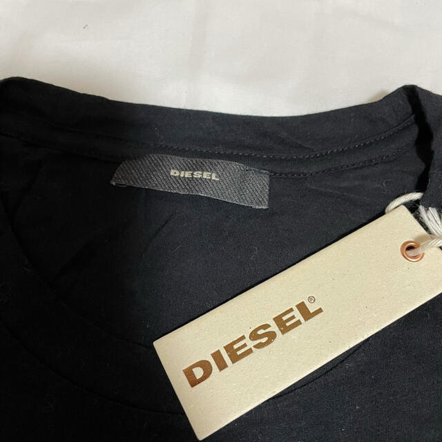 DIESEL(ディーゼル)の02 DIESEL フクロウ柄 ロンＴ ブラック レディースのトップス(Tシャツ(長袖/七分))の商品写真