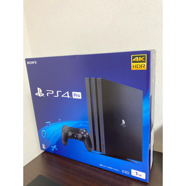 PlayStation4(プレイステーション4)のSONY PlayStation4 Pro サランラップ様 エンタメ/ホビーのゲームソフト/ゲーム機本体(家庭用ゲーム機本体)の商品写真