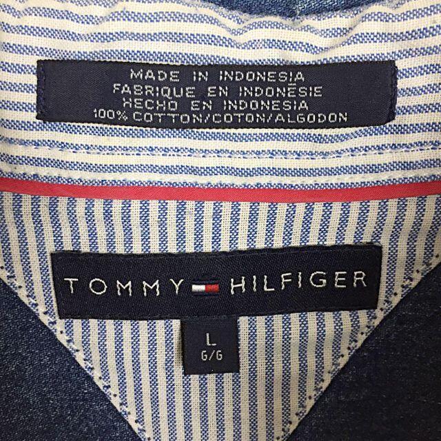 TOMMY HILFIGER(トミーヒルフィガー)のトミーヒルフィガー 超ゆるだぼ デニムシャツ ワンポイント刺繍ロゴ ボタンダウン メンズのトップス(シャツ)の商品写真