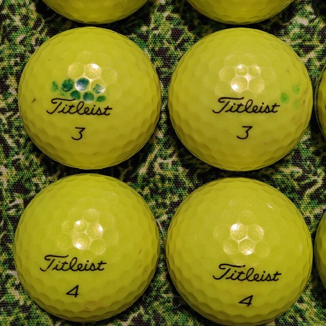 Titleist(タイトリスト)の2019 タイトリスト　PRO V1  ロストボール　ゴルフボール　317 スポーツ/アウトドアのゴルフ(その他)の商品写真