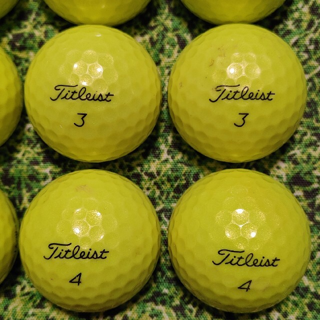 Titleist(タイトリスト)の2019 タイトリスト　PRO V1  ロストボール　ゴルフボール　317 スポーツ/アウトドアのゴルフ(その他)の商品写真