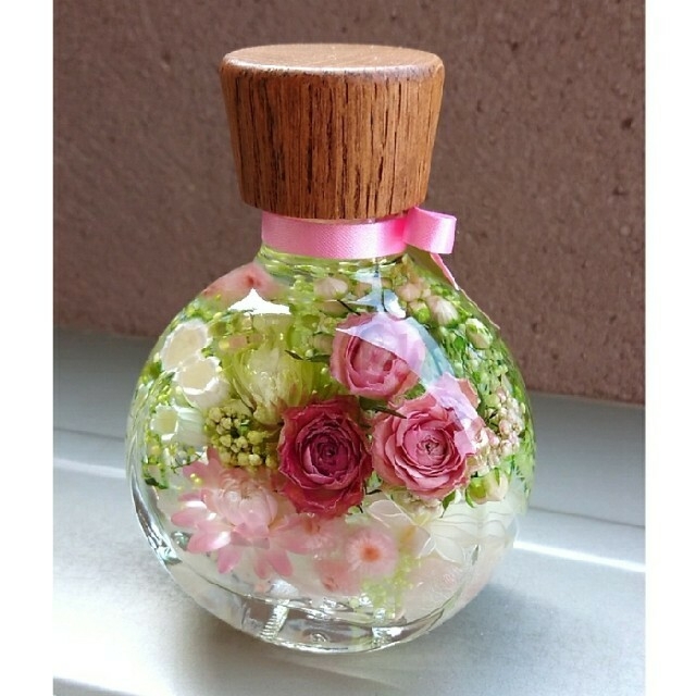 ハーバリウム ナチュラル系【ピンクの薔薇のナチュラルボトル】 2
