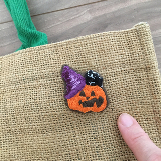 ハロウィン　刺繍　かぼちゃ　ねこ(コサージュ/ブローチ)
