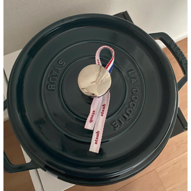 STAUB(ストウブ)のストウブ　ラメール　22㎝　 インテリア/住まい/日用品のキッチン/食器(鍋/フライパン)の商品写真