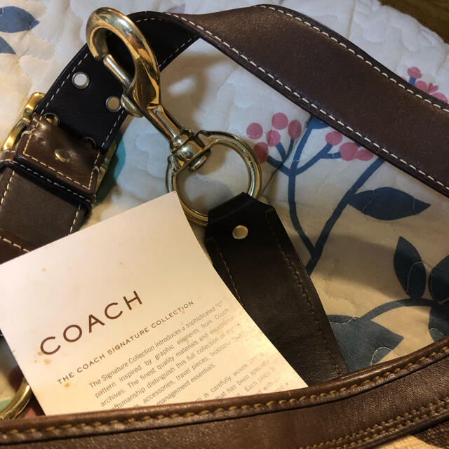 COACH(コーチ)のコーチcoach ビッグシグネチャー　ショルダーバックトートバック レディースのバッグ(ショルダーバッグ)の商品写真