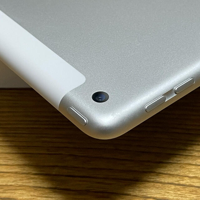 Apple(アップル)の【ゆちやのすけさま専用】iPad 第6世代 32GB スマホ/家電/カメラのPC/タブレット(タブレット)の商品写真