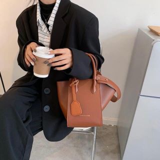 ザラ(ZARA)の新品＊ブラウンバッグ(ハンドバッグ)