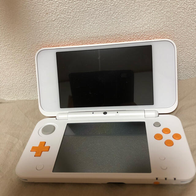 Nintendo ゲーム機本体 ニンテンドー 2DS LL ホワイト/オレンジ - 2