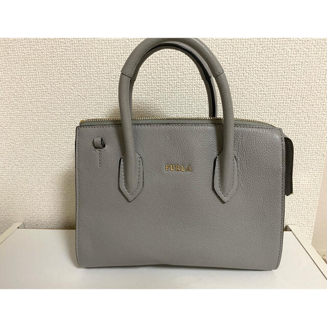 FURLAバックハンドバッグ