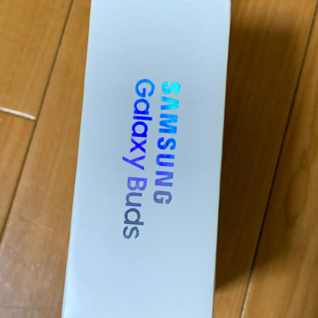 SAMSUNG(サムスン)のSamsung buds スマホ/家電/カメラのオーディオ機器(ヘッドフォン/イヤフォン)の商品写真