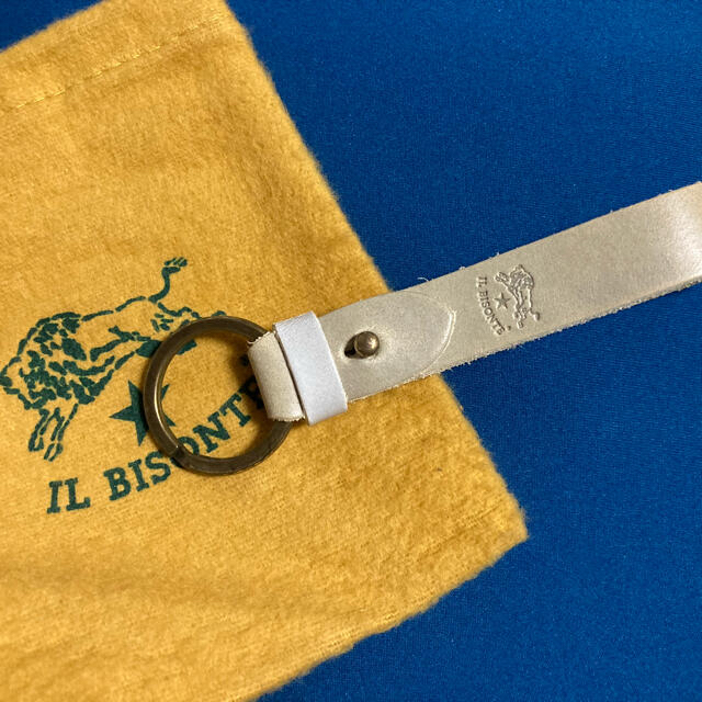 IL BISONTE(イルビゾンテ)のチョキチョキ様専用　イルビゾンテキーホルダー レディースのファッション小物(キーホルダー)の商品写真