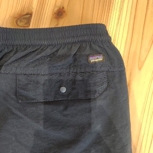 patagonia(パタゴニア)のバギーズパンツ　ネイビー　M メンズのパンツ(その他)の商品写真