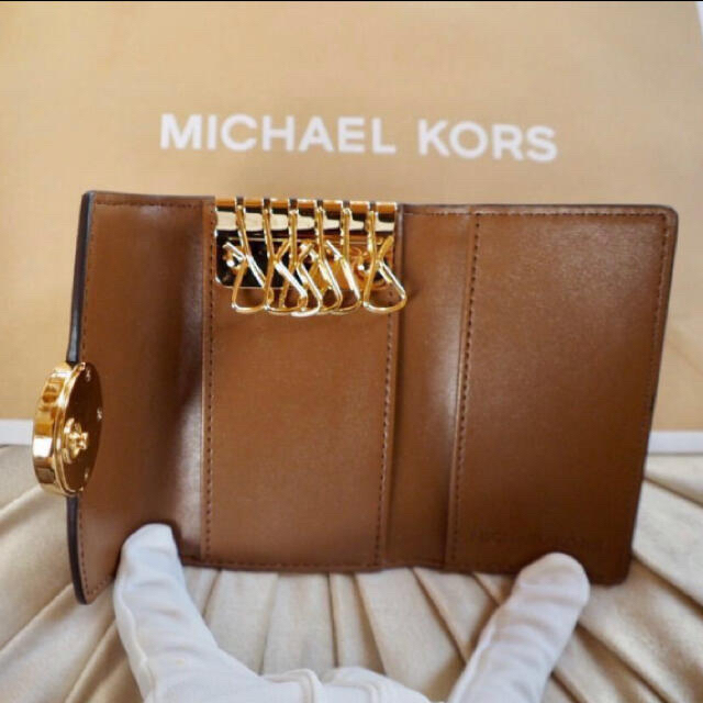 新品未使用 MICHEAL KORS レザー キーケースホルダー ピンク