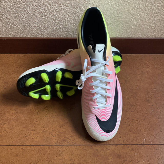 サッカースパイクNIKEマーキュリアルベロチ