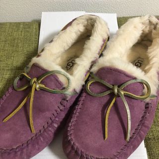 アグ(UGG)の美品 UGG アグ DAKOTA ダコタ モカシン パープル 24.0cm(スリッポン/モカシン)