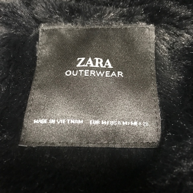 ZARA(ザラ)のZARA ファー付コート レディースのジャケット/アウター(毛皮/ファーコート)の商品写真