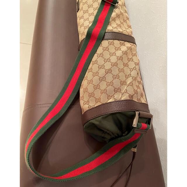 Gucci(グッチ)のGUCCI グッチ ヨガマット GG柄 ショルダーケース スポーツ/アウトドアのトレーニング/エクササイズ(ヨガ)の商品写真