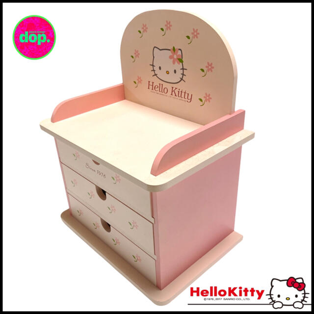 ▼ Hello Kitty wood chest ▼