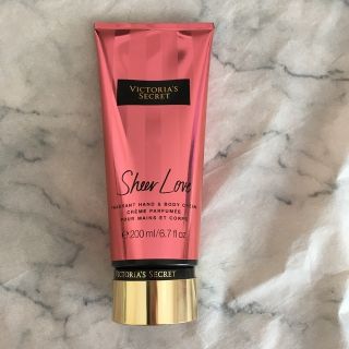 ヴィクトリアズシークレット(Victoria's Secret)の新品☆ヴィクトリアズシークレット☆ハンド&ボディクリーム200ml☆ヴィクシー(ボディクリーム)