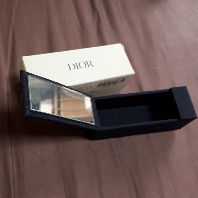 Dior(ディオール)のDior ディオール　ノベルティ　リップケース レディースのファッション小物(その他)の商品写真