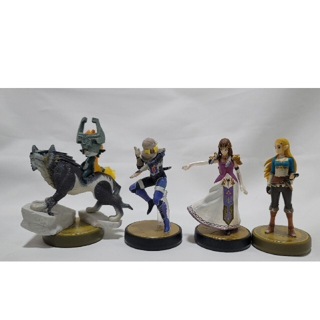 任天堂(ニンテンドウ)のどっぴ様専用　amiibo ゼルダの伝説　まとめ売り エンタメ/ホビーのフィギュア(ゲームキャラクター)の商品写真