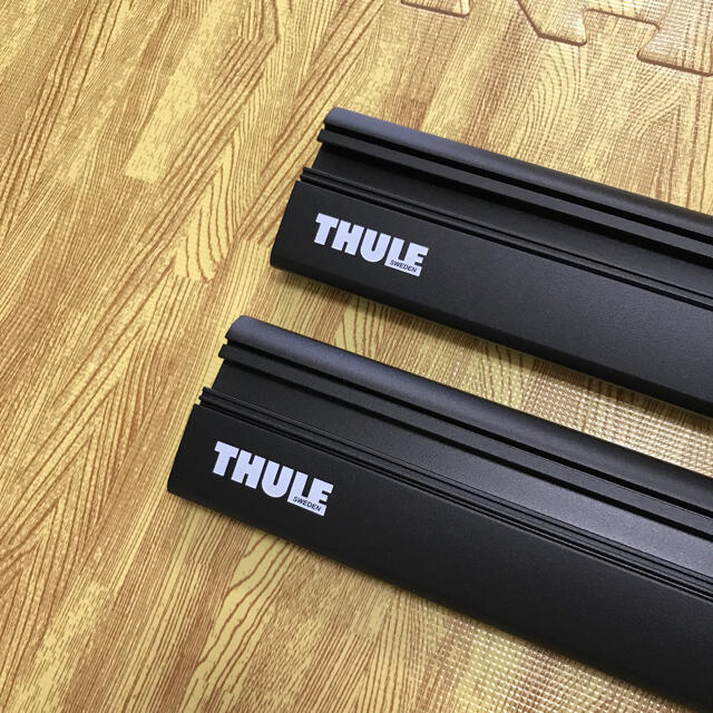 THULE(スーリー)の【新古品】THULE ルーフレールセット TH775 + TH7115B 自動車/バイクの自動車(車外アクセサリ)の商品写真