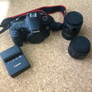 Canon - ♡WiFi&自撮り♡Canon EOS M10 レンズキットグレーの通販｜ラクマ