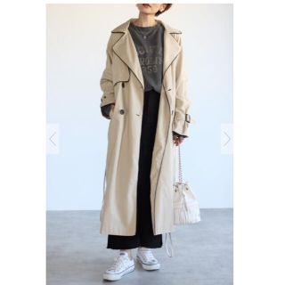 ザラ(ZARA)のリリーシュシュ様専用☆タグ付未使用☆ボンジュールサガン　パイピングトレンチコート(トレンチコート)