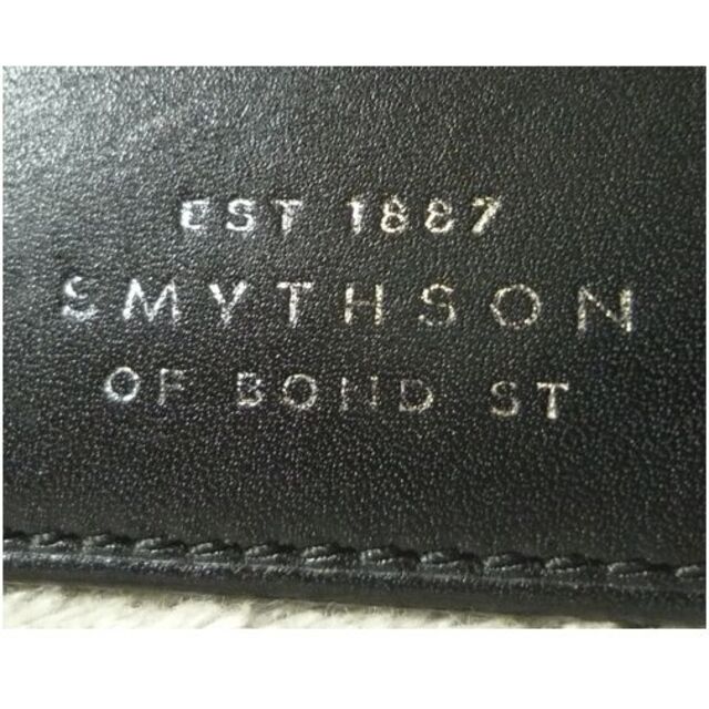 Smythson(スマイソン)のスマイソン　SMYTHSON　レザー　定期入れ　名刺入れ　二つ折りパスケース メンズのファッション小物(名刺入れ/定期入れ)の商品写真