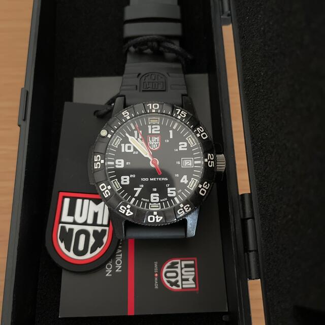 Luminox(ルミノックス)のmartin 様専用LUMINOX レザーバックシータートル 0301 メンズの時計(腕時計(アナログ))の商品写真