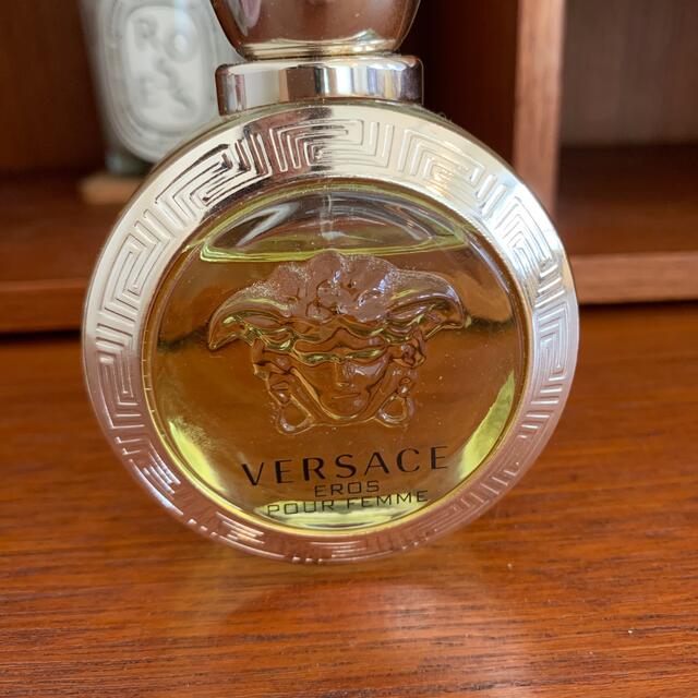 VERSACE(ヴェルサーチ)のVersace Eros pour femme オードトワレ コスメ/美容の香水(香水(女性用))の商品写真