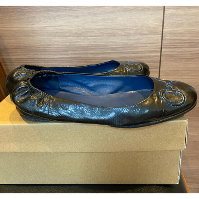 Gucci(グッチ)のGUCCI フラットシューズ レディースの靴/シューズ(バレエシューズ)の商品写真