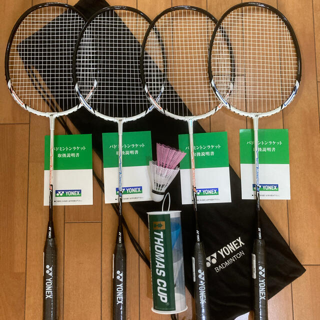 YONEX - お値下げ❗️未使用ヨネックスバドミントンラケット4本＋ ...