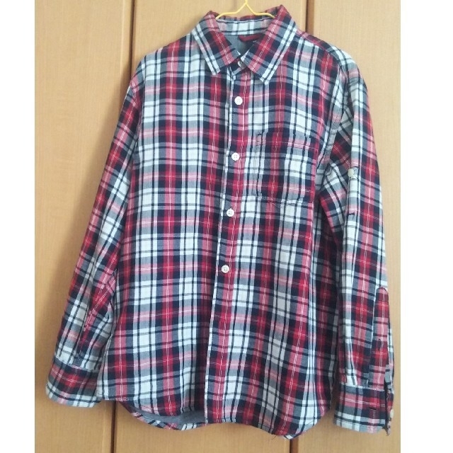 GAP(ギャップ)のGAP 長袖シャツ 140センチ キッズ/ベビー/マタニティのキッズ服男の子用(90cm~)(ブラウス)の商品写真