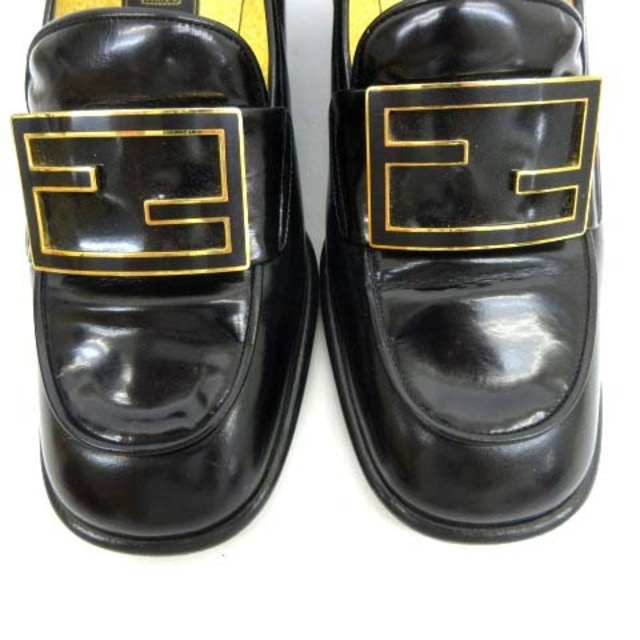 FENDI(フェンディ)のフェンディ scarpe ヒール ローファー ズッカ金具 ワンポイント 36 レディースの靴/シューズ(ローファー/革靴)の商品写真