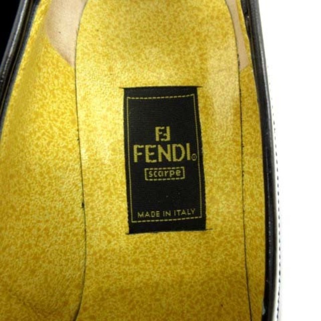 FENDI(フェンディ)のフェンディ scarpe ヒール ローファー ズッカ金具 ワンポイント 36 レディースの靴/シューズ(ローファー/革靴)の商品写真