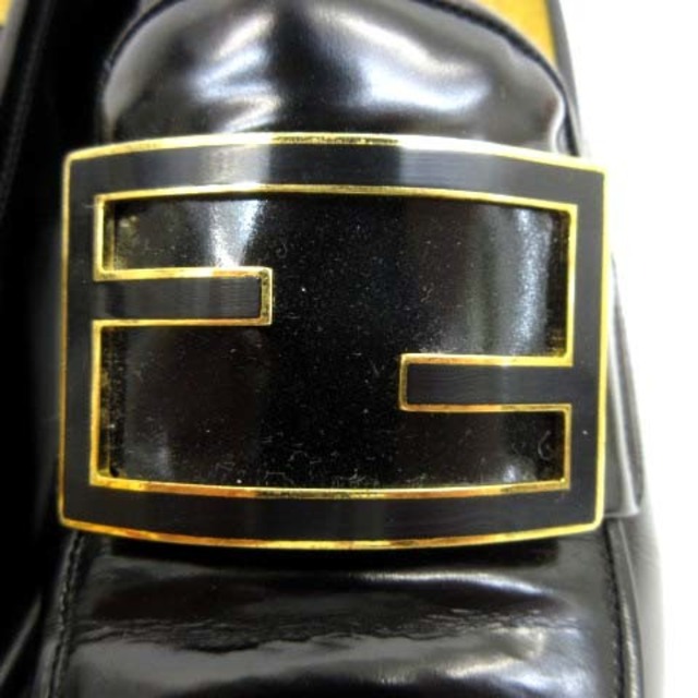 FENDI(フェンディ)のフェンディ scarpe ヒール ローファー ズッカ金具 ワンポイント 36 レディースの靴/シューズ(ローファー/革靴)の商品写真