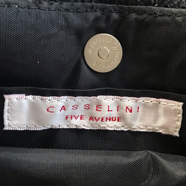 Casselini(キャセリーニ)のCASSELINI FIVE AVENUE ☆ラビットファー ショルダーバッグ レディースのバッグ(ショルダーバッグ)の商品写真