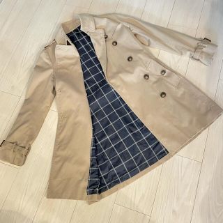 バーバリーブルーレーベル(BURBERRY BLUE LABEL)のエフリード 美品 ハーフ トレンチコート ベージュ(トレンチコート)