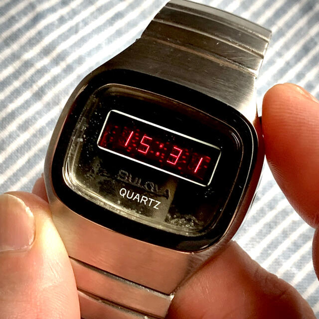 Bulova(ブローバ)のVintage BULOVA Computron LED Quartz 腕時計 メンズの時計(腕時計(デジタル))の商品写真