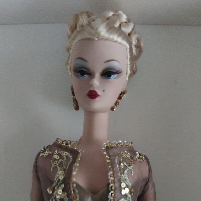 Barbie(バービー)のバービーファッションモデルコレクション 『カプチーヌ』 キッズ/ベビー/マタニティのおもちゃ(ぬいぐるみ/人形)の商品写真