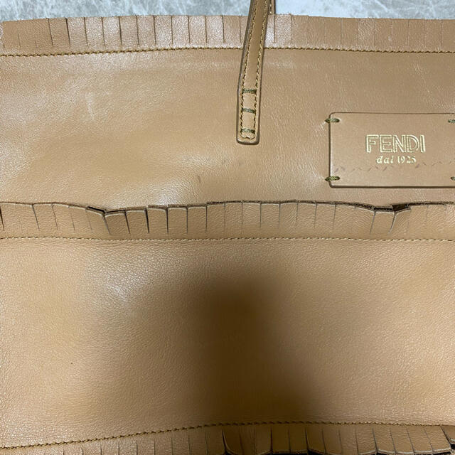 フェンディ トートバッグ フリンジ ファスナー 内ズッカ柄 レザー