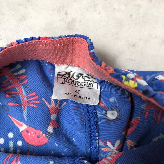 patagonia(パタゴニア)のパタゴニア  バギーズショーツ　キッズ キッズ/ベビー/マタニティのキッズ服男の子用(90cm~)(パンツ/スパッツ)の商品写真