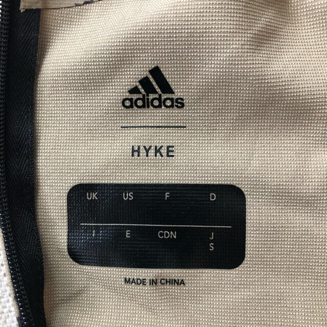 HYKE(ハイク)の2020年購入★アディダス✖️ハイクHYKE プルオーバー★ベージュ系 レディースのトップス(カットソー(長袖/七分))の商品写真