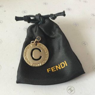 フェンディ イニシャル チャームの通販 30点 | FENDIのレディースを