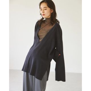 トゥデイフル(TODAYFUL)のtodayful Washed Vneck Knit(ニット/セーター)