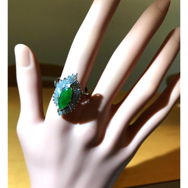 ☆Pt900 ヒスイ&ダイヤリング 1.97ct☆ レディースのアクセサリー(リング(指輪))の商品写真